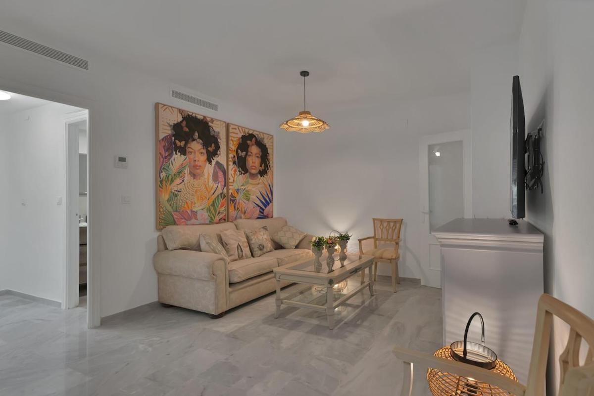 Tropical Chic In San Pedro - San Marino Iii Apartment